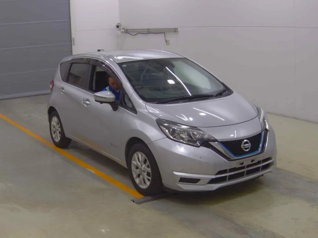 Nissan NOTE — фото 1