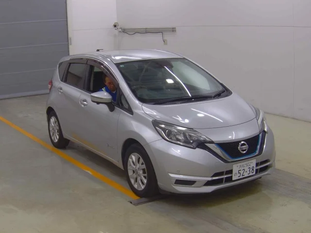Nissan NOTE — фото 1