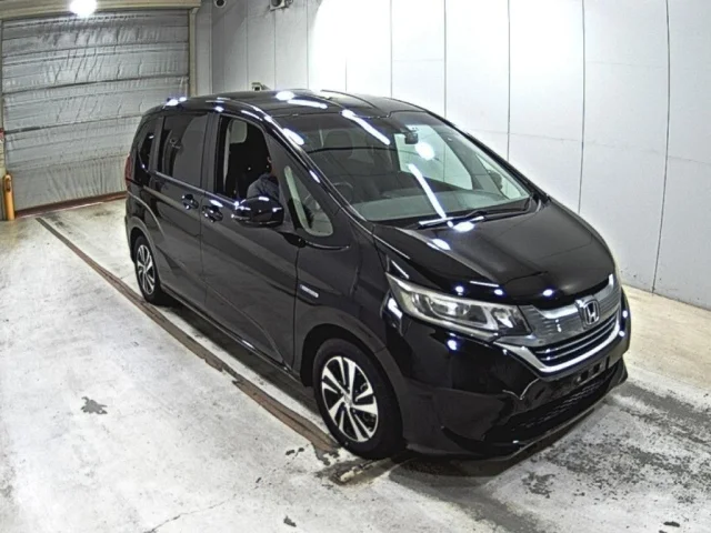 Honda FREED — фото 1