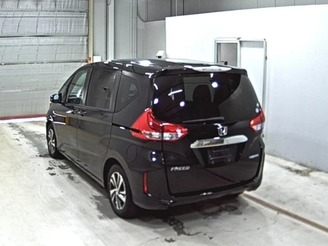 Honda FREED — фото 2