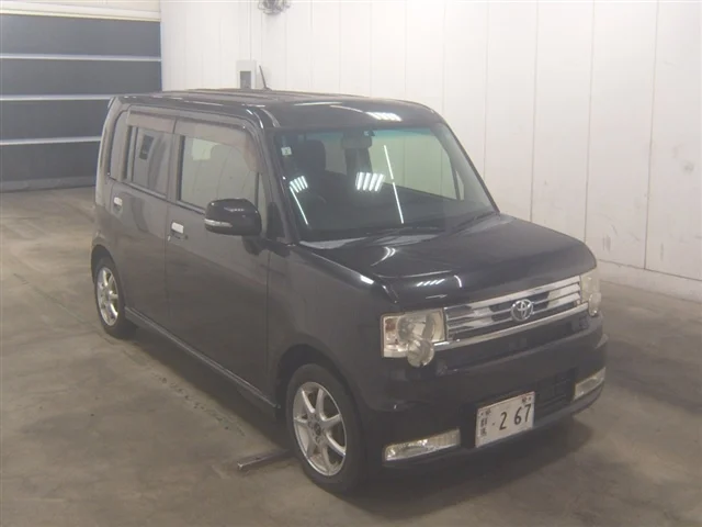 Toyota PIXIS SPACE