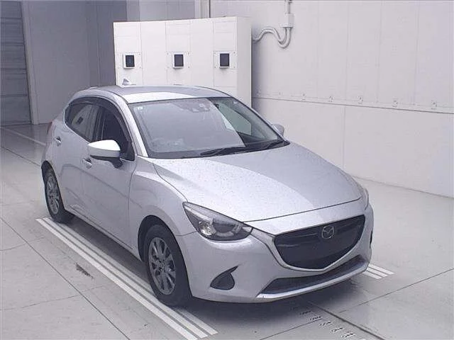 Mazda DEMIO — фото 1