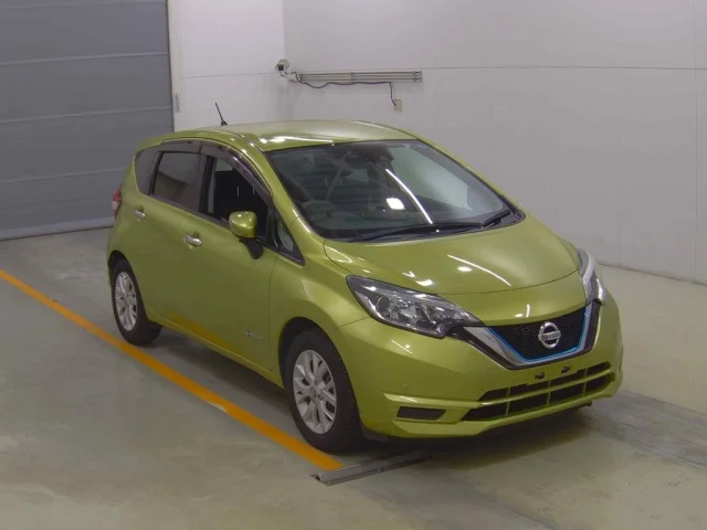 Nissan NOTE — фото 1