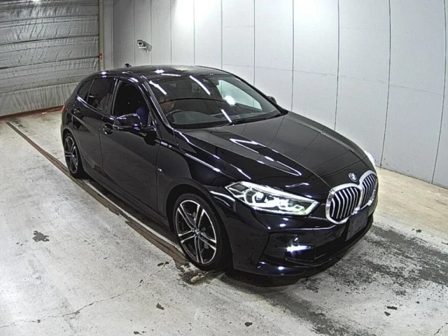 BMW 1-Series — фото 1
