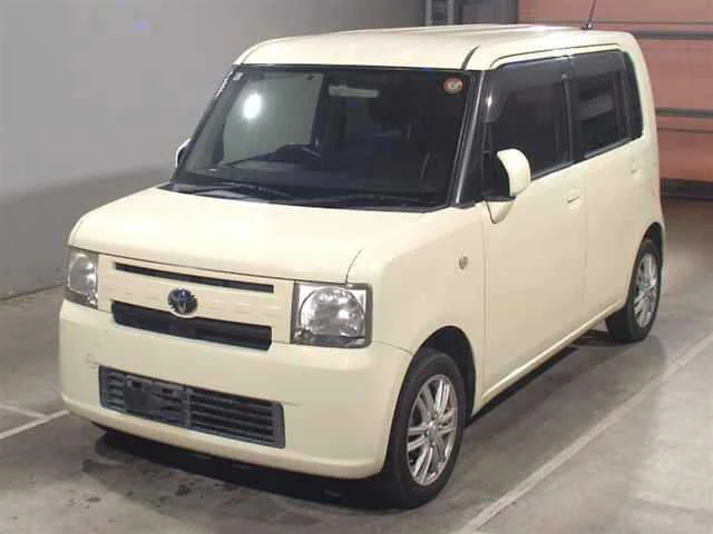 Toyota PIXIS SPACE
