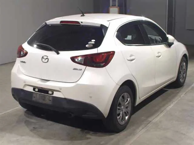 Mazda DEMIO — фото 2