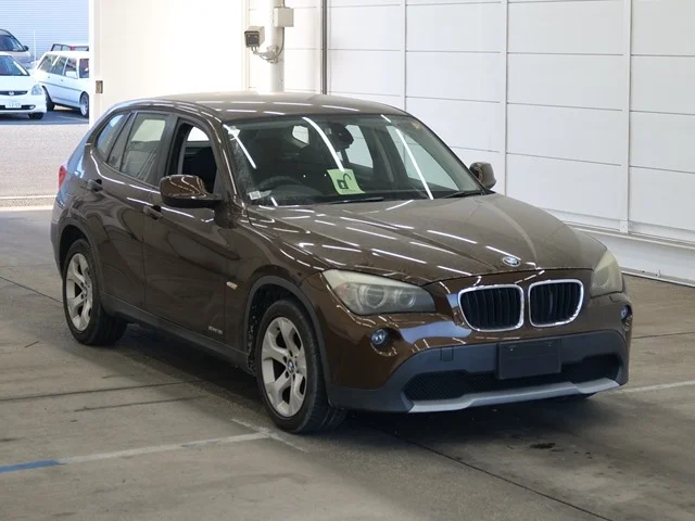 BMW X1 — фото 1