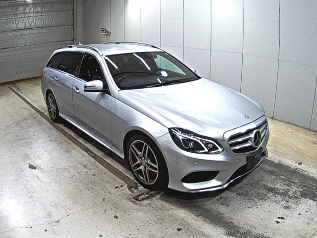 Mercedes-Benz E CLASS WAGON