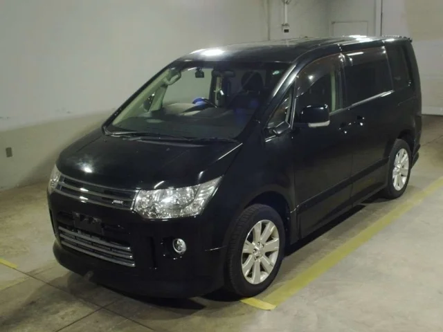Mitsubishi DELICA D5