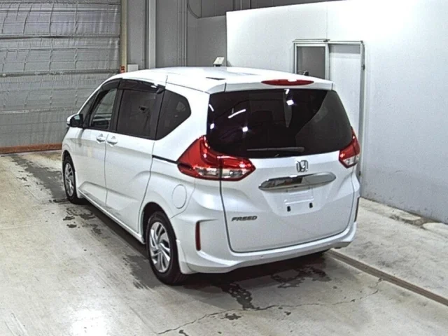 Honda FREED — фото 2