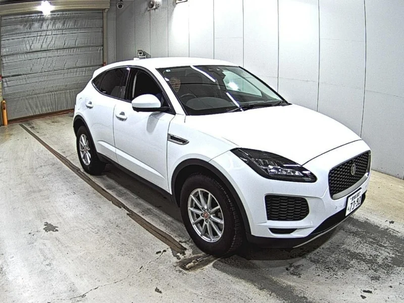 Jaguar E-PACE — фото 1