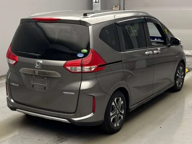 Honda FREED — фото 2