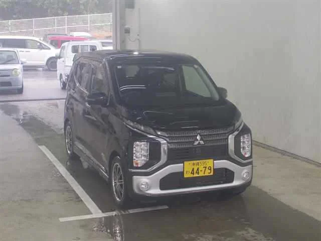 Mitsubishi EK X