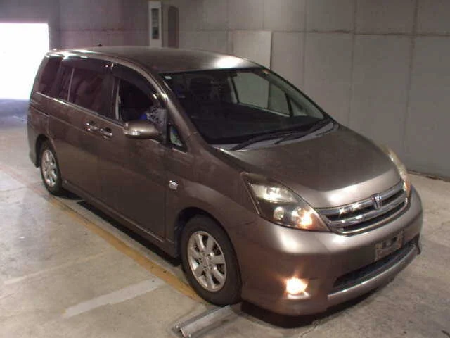 Toyota ISIS