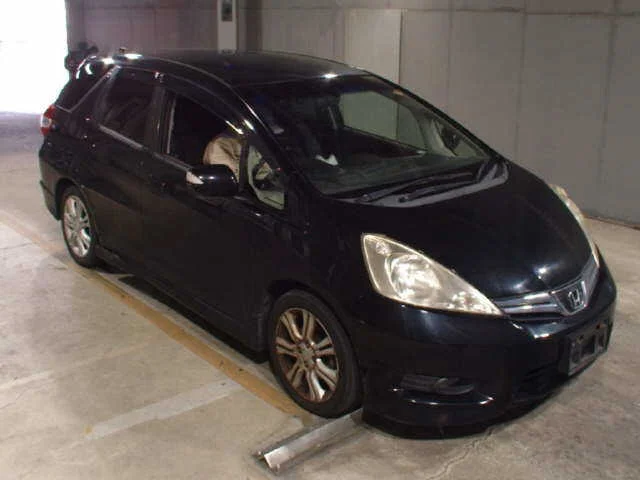 Honda FIT SHUTTLE — фото 1