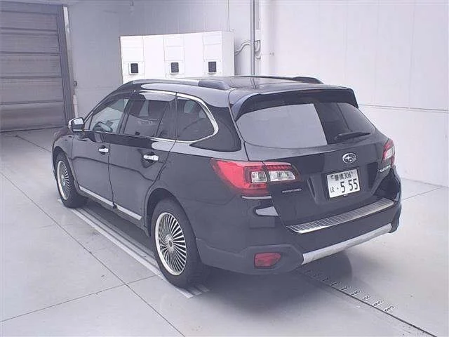 Subaru LEGACY OUTBACK — фото 2