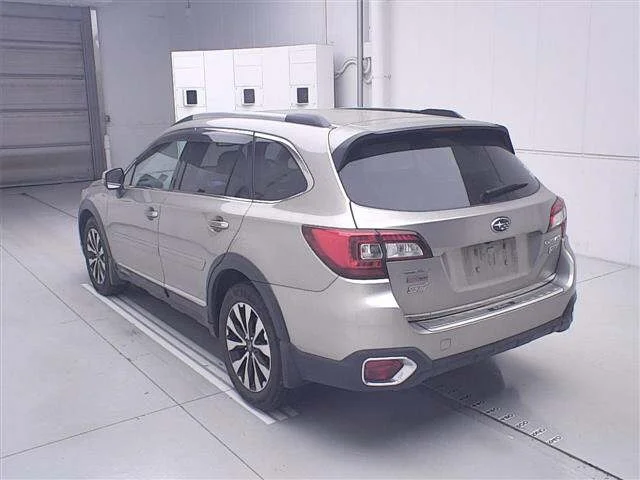 Subaru LEGACY OUTBACK — фото 2