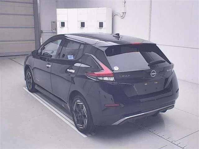 Nissan LEAF — фото 2