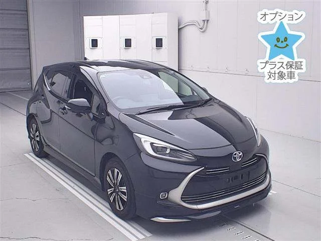 Toyota AQUA — фото 1