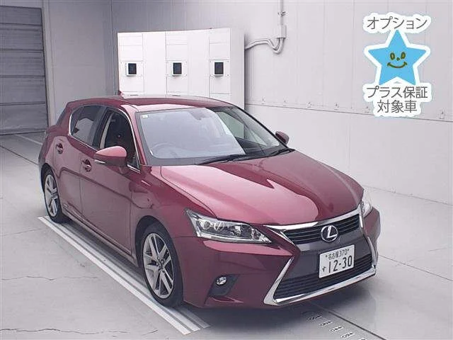Lexus CT — фото 1