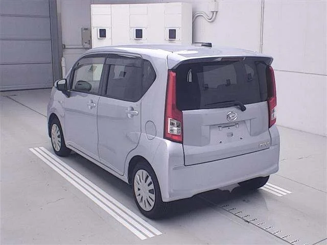 Daihatsu MOVE — фото 2