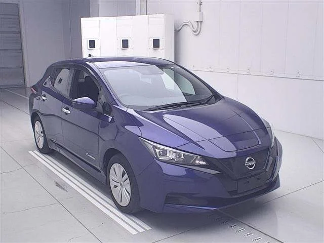Nissan LEAF — фото 1
