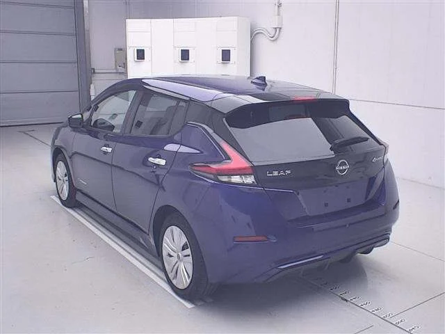 Nissan LEAF — фото 2