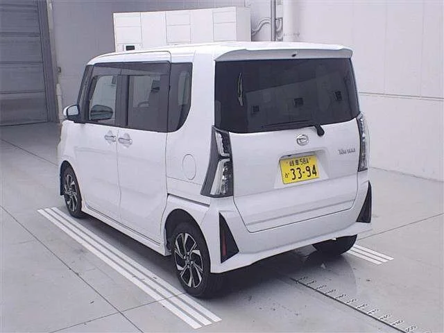Daihatsu TANTO — фото 2