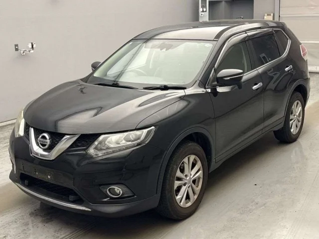 Nissan X-TRAIL — фото 1