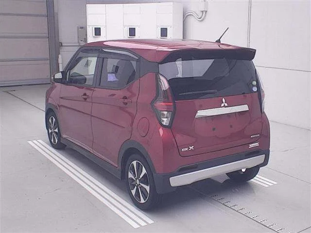 Mitsubishi EK X — фото 2