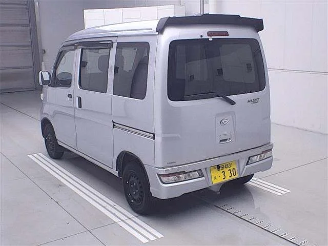 Daihatsu HIJET VAN — фото 2