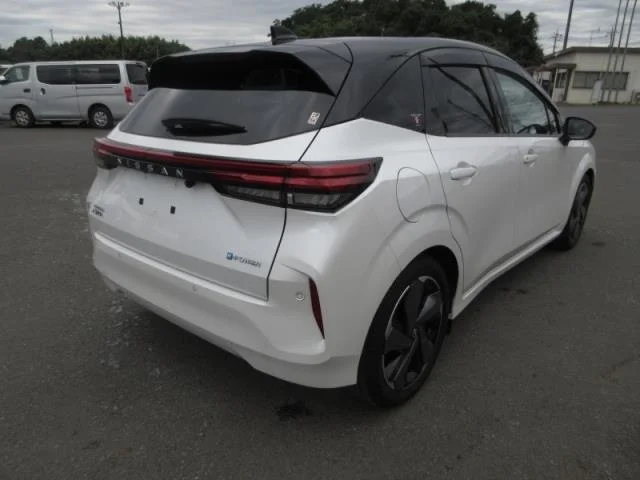 Nissan AURA — фото 2
