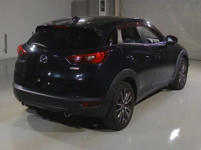 Mazda CX-3 — фото 2