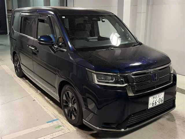 Honda STEP WAGON — фото 1