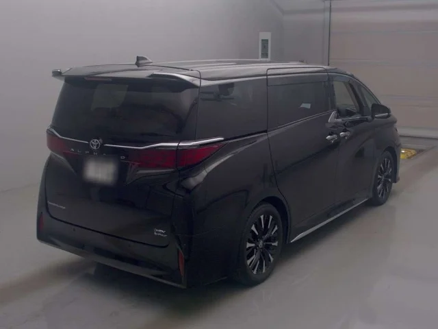 Toyota ALPHARD — фото 2