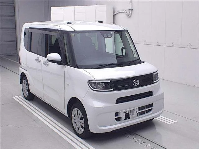 Daihatsu TANTO — фото 1