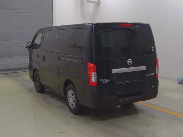 Nissan CARAVAN VAN — фото 2
