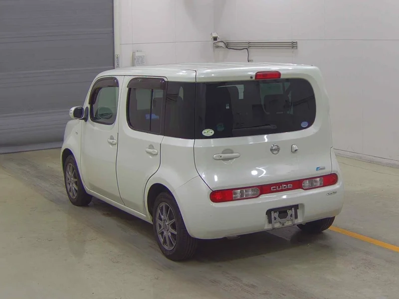 Nissan CUBE — фото 2