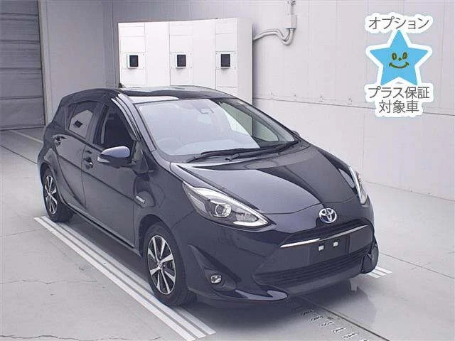 Toyota AQUA — фото 1