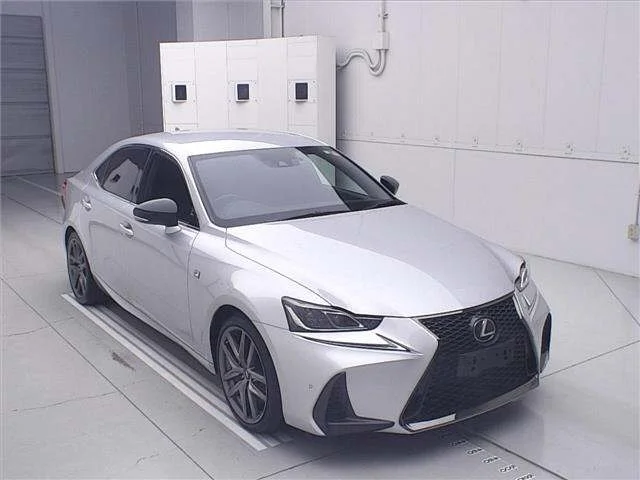 Lexus IS — фото 1