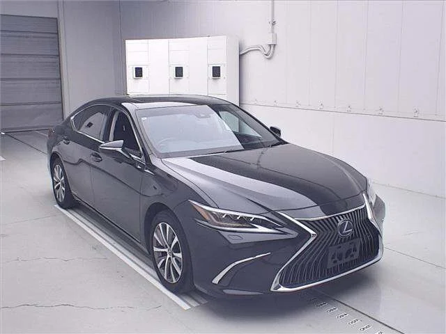 Lexus ES — фото 1