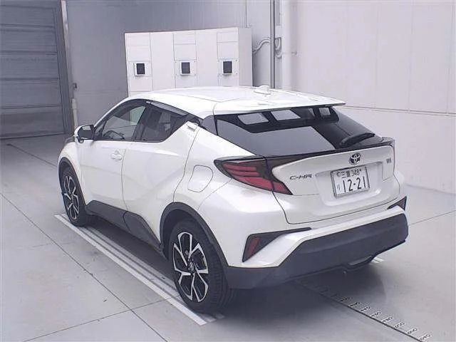 Toyota C-HR — фото 2