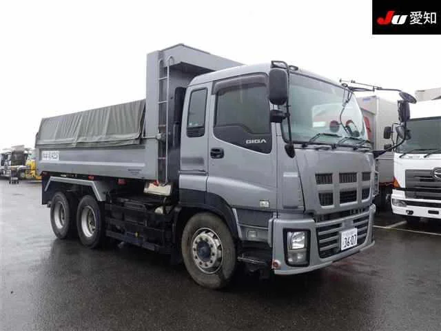 Isuzu GIGA