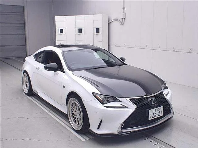 Lexus RC