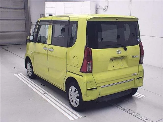 Daihatsu TANTO — фото 2