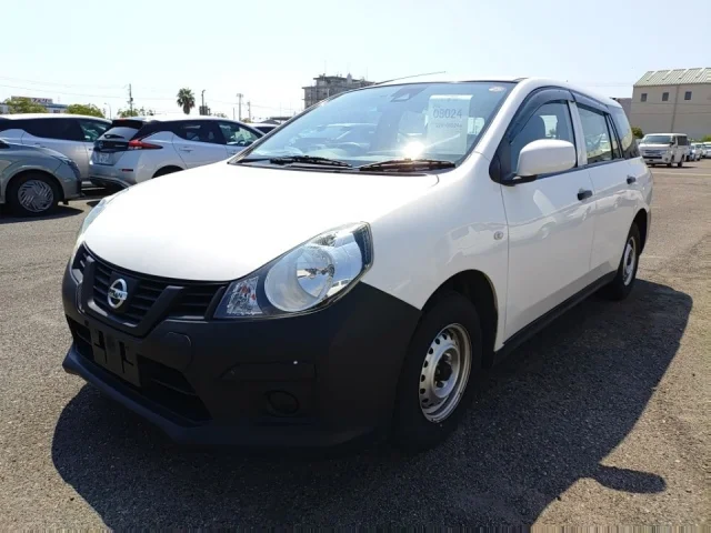 Nissan AD