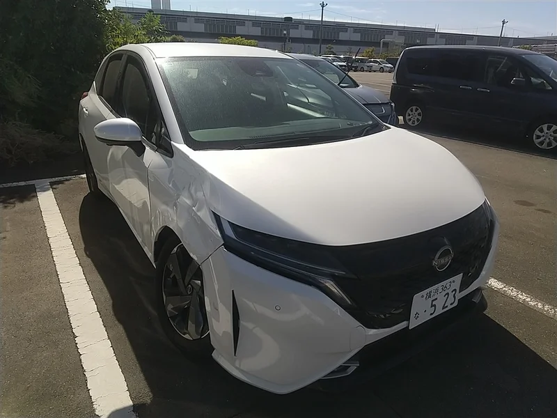 Nissan AURA — фото 1