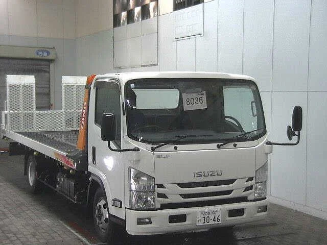 Isuzu ELF