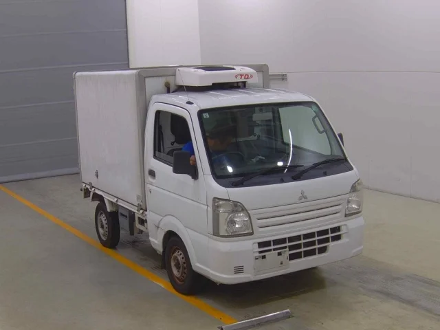 Mitsubishi MINICAB TRUCK