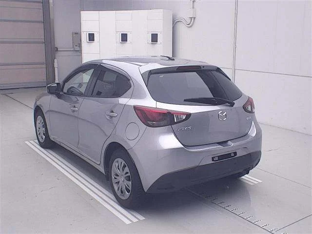 Mazda DEMIO — фото 2